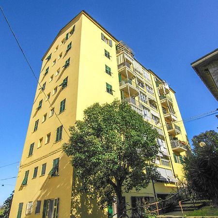 Cozy Apartment In La Spezia With Wifi Bagian luar foto