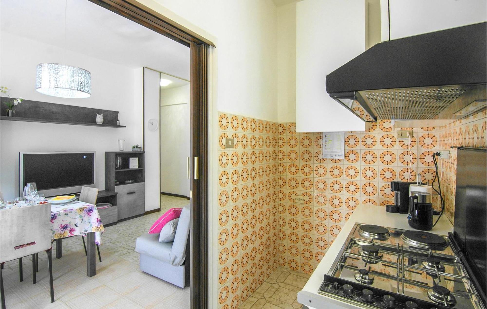 Cozy Apartment In La Spezia With Wifi Bagian luar foto