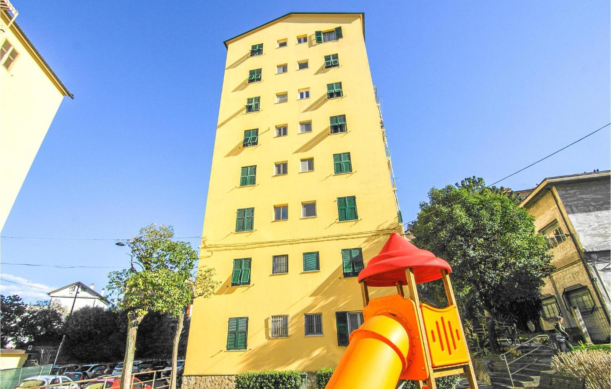 Cozy Apartment In La Spezia With Wifi Bagian luar foto