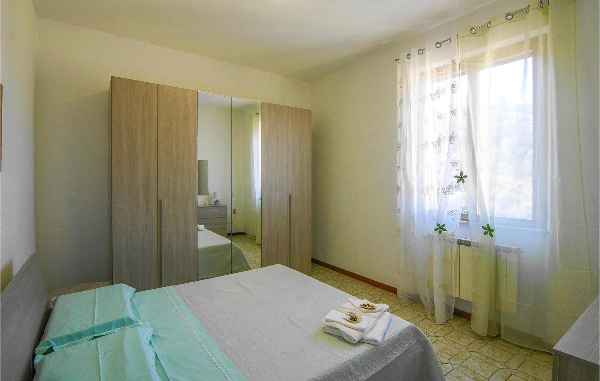 Cozy Apartment In La Spezia With Wifi Bagian luar foto
