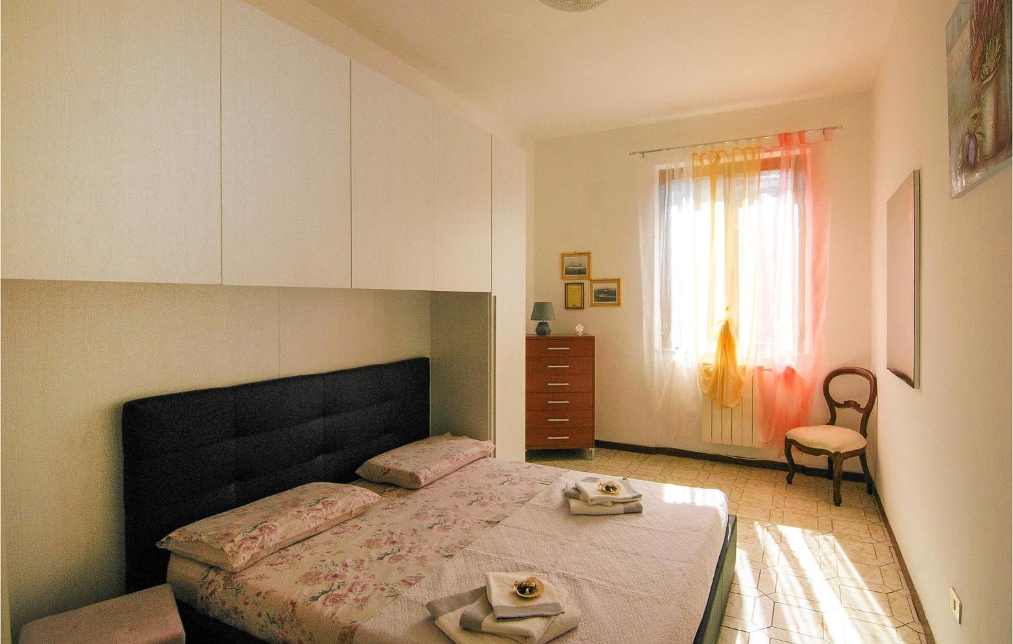 Cozy Apartment In La Spezia With Wifi Bagian luar foto